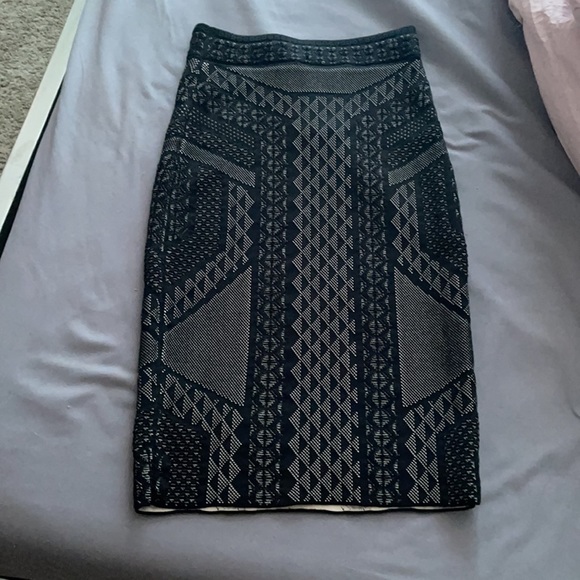 BCBG XXS Bandage Skirt NWOT - Picture 2 of 7